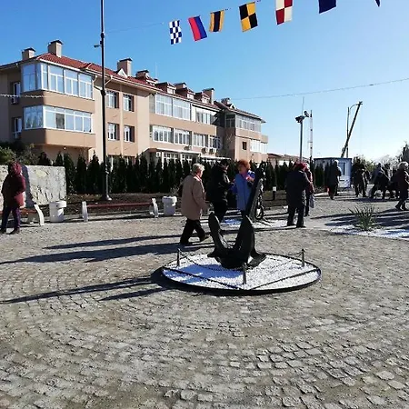 Unique Location With Parking * Μπουργκάς