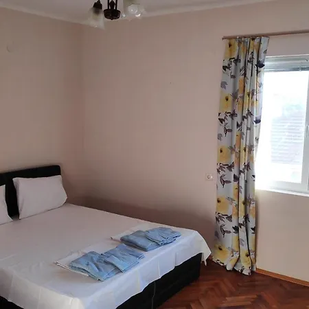 Unique Location With Parking شقة بورغاس