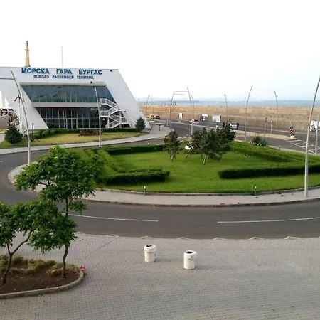 شقة Unique Location With Parking