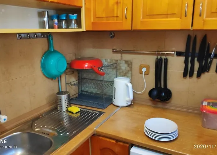 Апартамент Unique Location With Parking