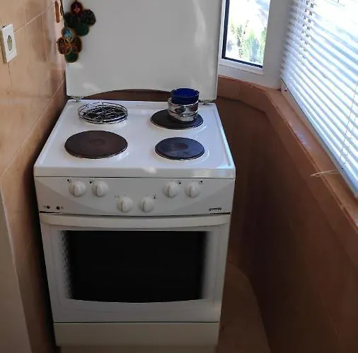 Апартамент Unique Location With Parking