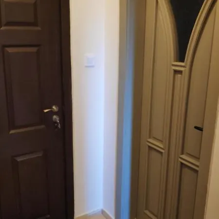 Unique Location With Parking Apartment Burgas