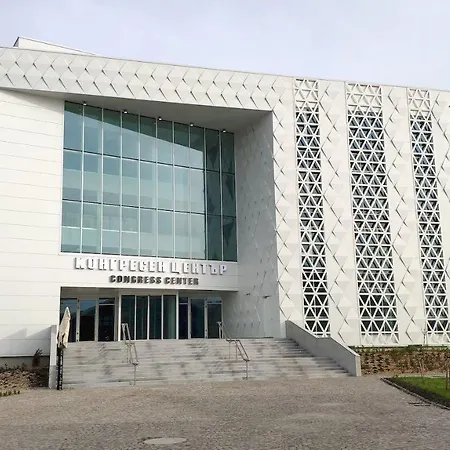 Unique Location With Parking * בורגאס