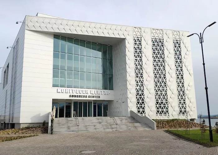 Unique Location With Parking * Burgas